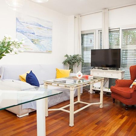 Charming Apartment With Pool And Garage Sevilha Exterior foto